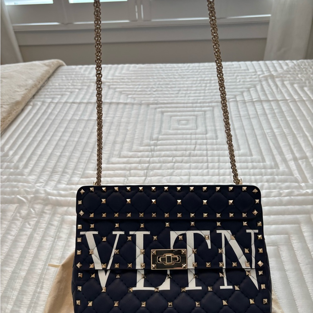 Valentino Black Quilted Rockstud Crossbody Bag - AUTHENTIC - Picture 3 of 13